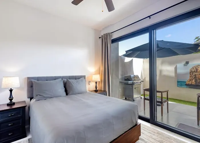 Family-friendly Oasis With Pool And Steps From Medano Сasa de vacaciones